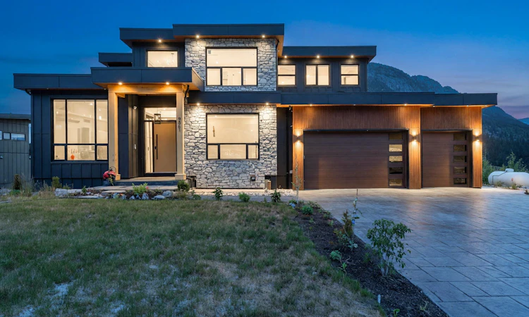 9361 Wedgemount Plateau Drive