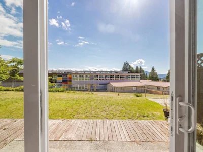 2-622 Farnham Road - 5