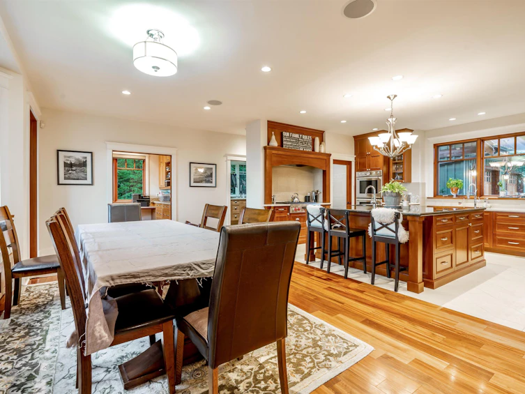949 Arbutus Bay Lane, Bowen Island, BC, V0N 1G2 - 13