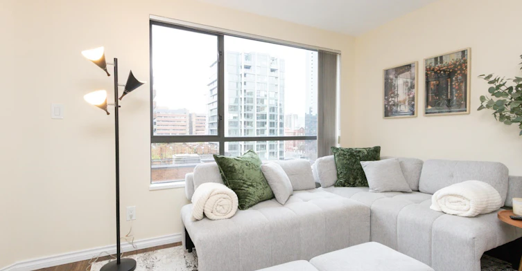 1501-1189 Howe Street, Vancouver, BC, V6Z 2X4 - 2