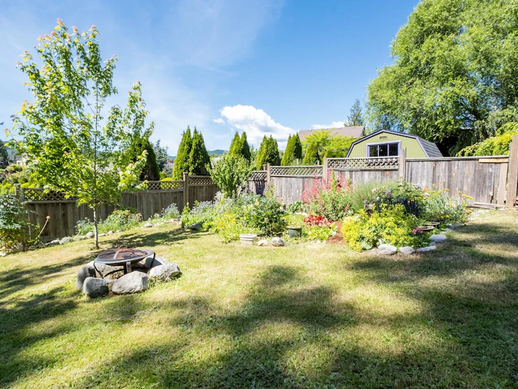 5555 Winter Road, Sechelt, BC, V7Z 0M5 - 4