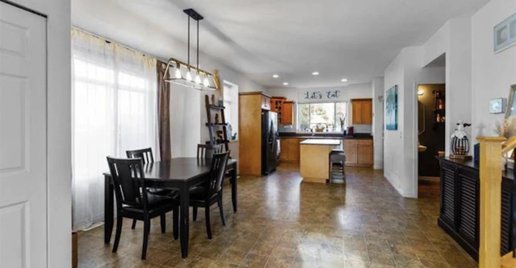 23605 Dewdney Trunk Rd, Maple Ridge, BC, V4R 2W9 - 5