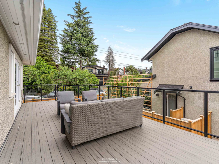 505 E 28th Avenue, Vancouver, BC, V5V 2N4 - 29