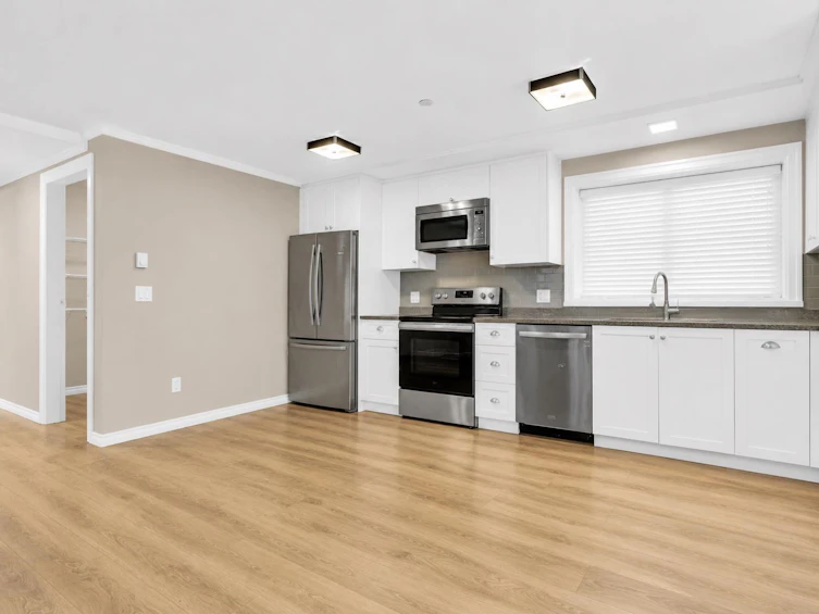 505 E 28th Avenue, Vancouver, BC, V5V 2N4 - 33