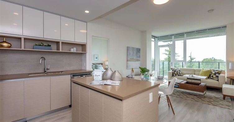 405-8850 University Cr., Burnaby, BC, V5A 0C8 - 3