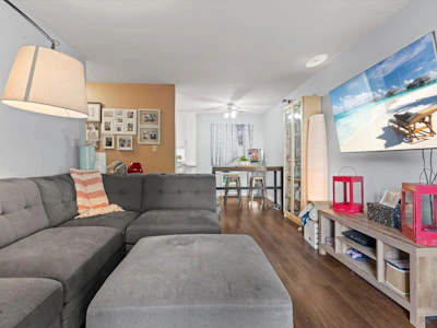 103-2567 Victoria Street - 2