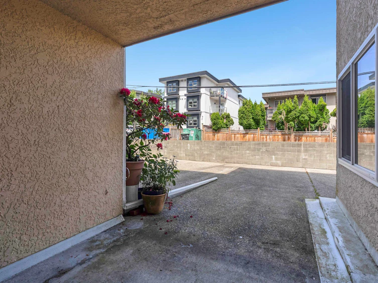105-975 E Broadway, Vancouver, BC, V5T 1Y3 - 20