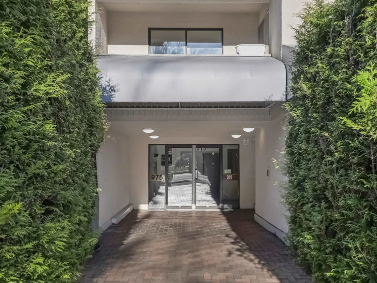 105-975 E Broadway, Vancouver, BC, V5T 1Y3 - 26