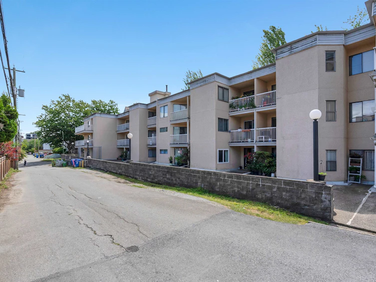 105-975 E Broadway, Vancouver, BC, V5T 1Y3 - 23