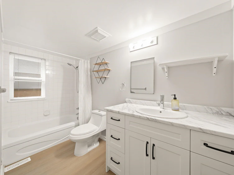 5743 St. Margarets Street, Vancouver, BC, V5R 3H6 - 26