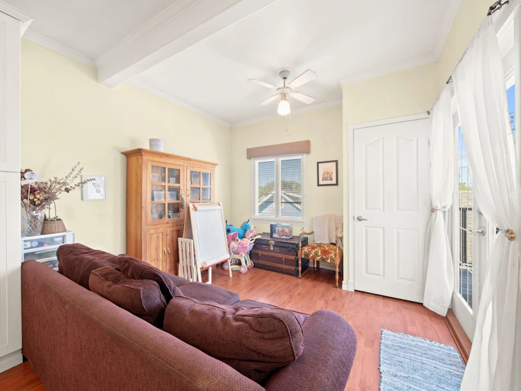 5743 St. Margarets Street, Vancouver, BC, V5R 3H6 - 12