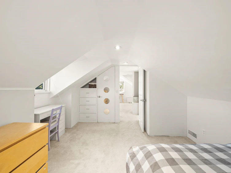 5743 St. Margarets Street, Vancouver, BC, V5R 3H6 - 21