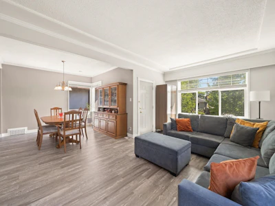 5743 St. Margarets Street - 3