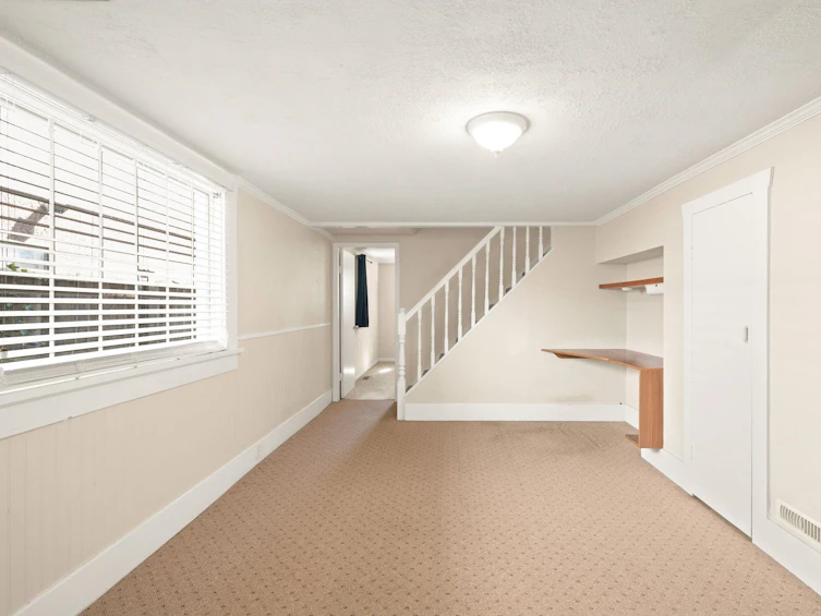 5743 St. Margarets Street, Vancouver, BC, V5R 3H6 - 24