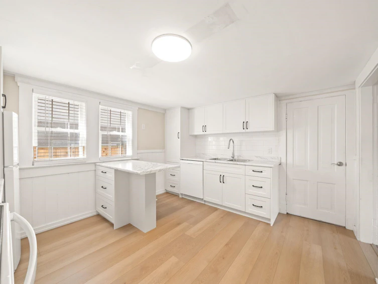 5743 St. Margarets Street, Vancouver, BC, V5R 3H6 - 22