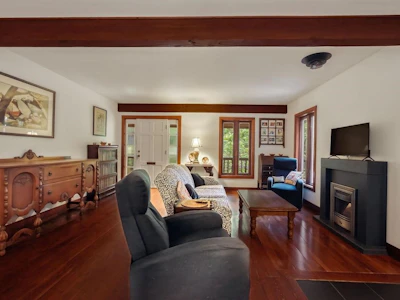 6084 North Lake Road - 4