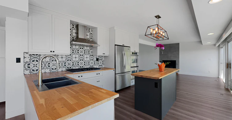 1040 Crestline Road, West Vancouver, BC, V7S 2E2 - 2