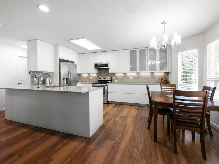 201-8972 Fleetwood Way, Surrey, BC, V3R 0T5 - 8