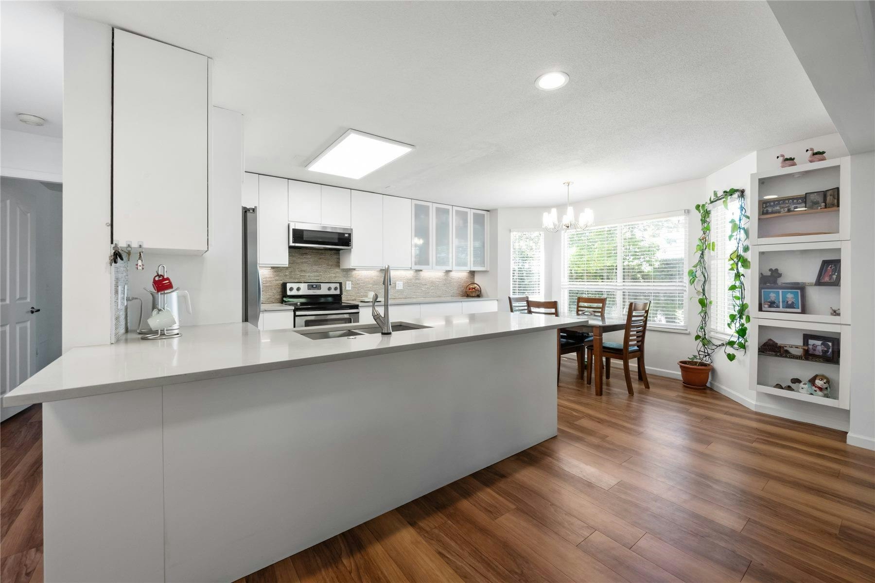 201-8972 Fleetwood Way, Surrey, BC, V3R 0T5 - 11