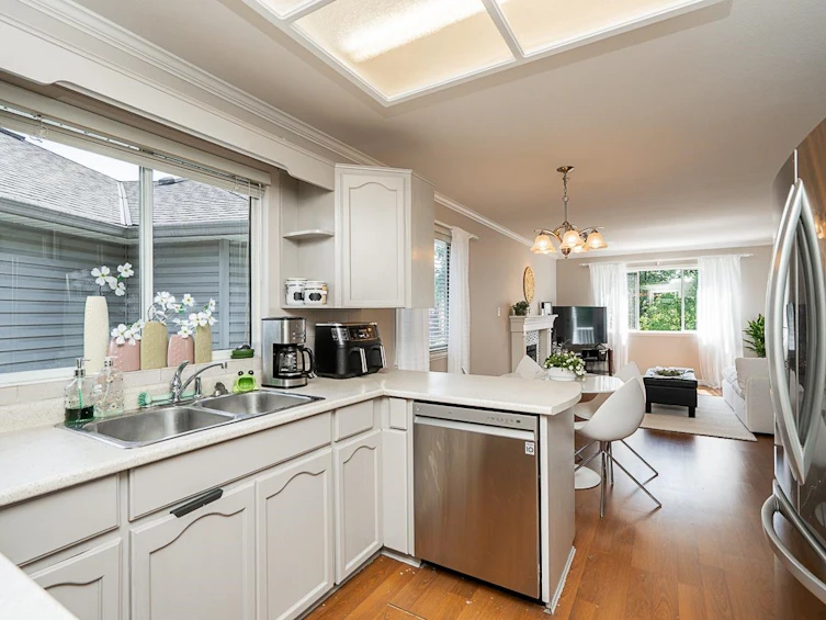 1932 Jacana Avenue, Port Coquitlam, BC, V3C 5Y4 - 7