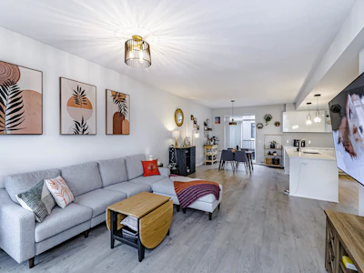 3-15151 Edmund Drive - 2
