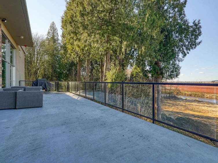 111-15145 36 Avenue, Surrey, BC, V3Z 4R3 - 5