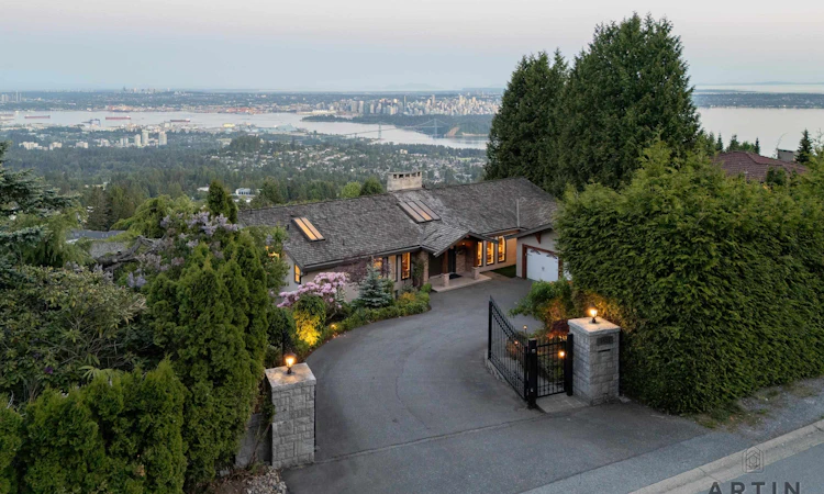 1521 Chartwell Drive