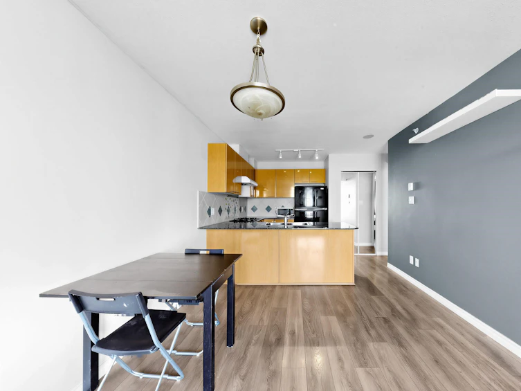 704-5933 Cooney Road, Richmond, BC, V6X 4H3 - 3