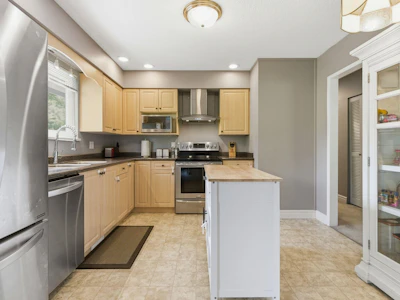 20844 45a Avenue - 5