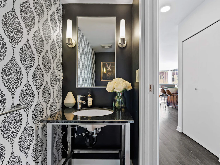 301-122 E 3rd Street, North Vancouver, BC, V7L 1E6 - 6