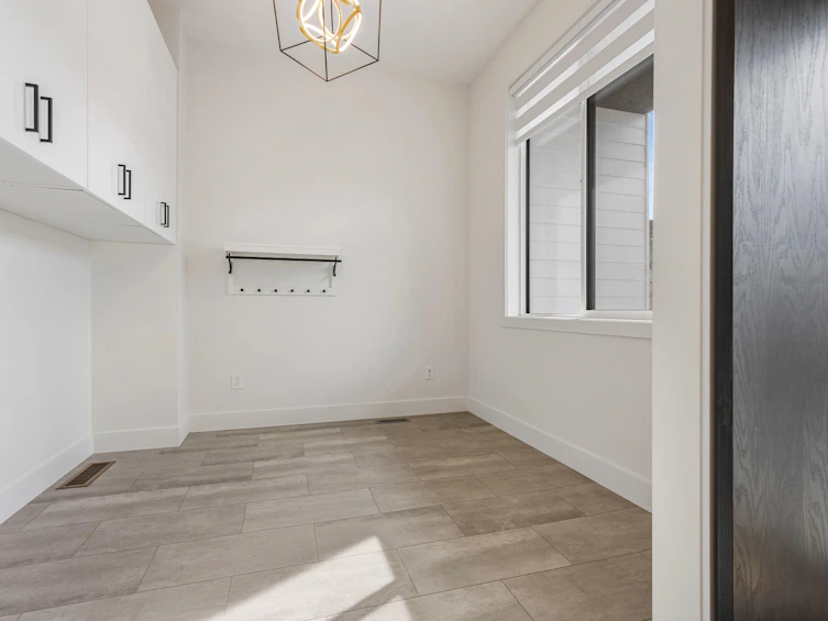 46070 First Avenue, Chilliwack, BC, V2P 1W1 - 11