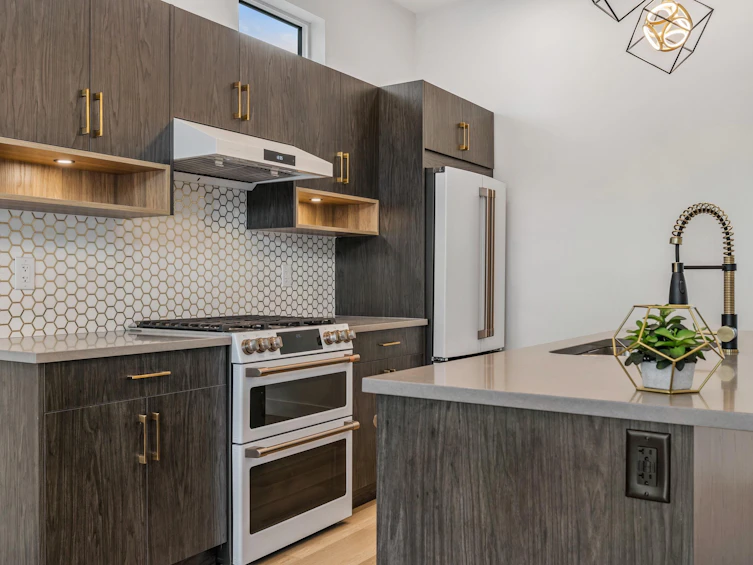 46070 First Avenue, Chilliwack, BC, V2P 1W1 - 6
