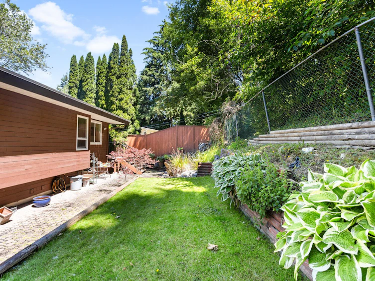 10264 Main Street, Delta, BC, V4C 7H3 - 36