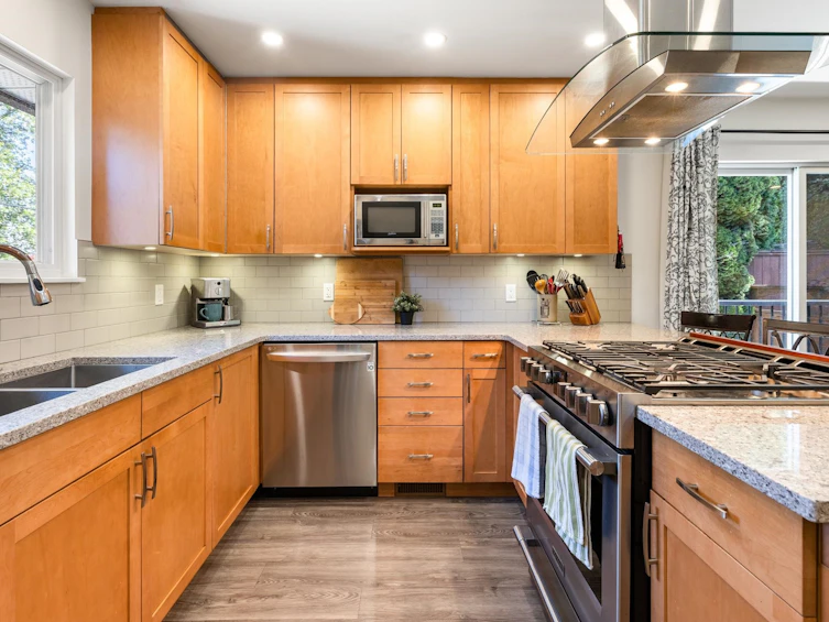 10264 Main Street, Delta, BC, V4C 7H3