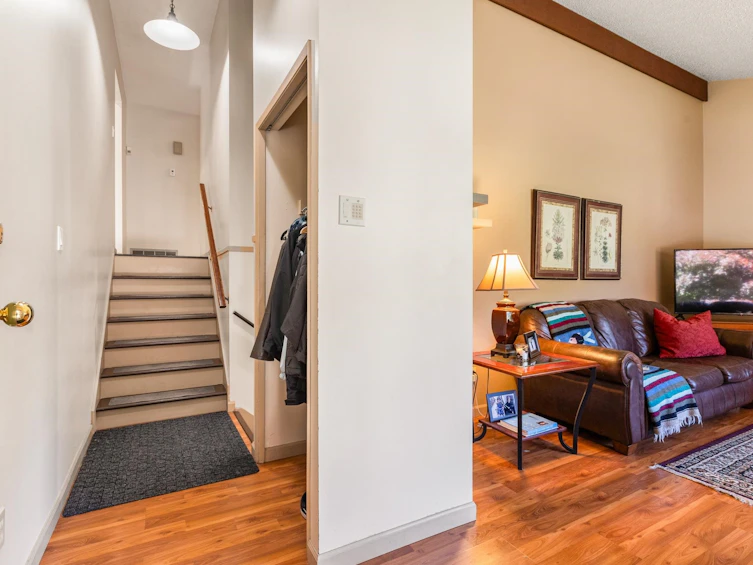 10264 Main Street, Delta, BC, V4C 7H3 - 7
