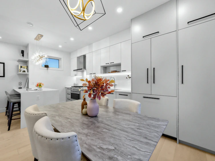 3172 W 26th Avenue, Vancouver, BC, V6L 1V8 - 10