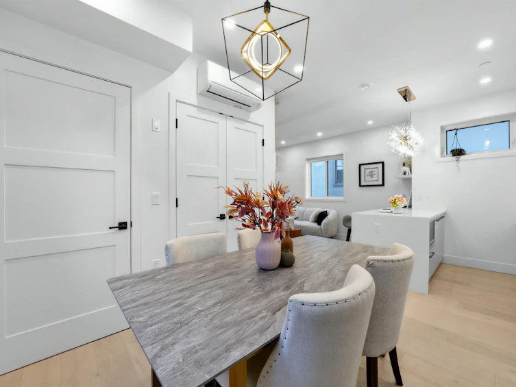 3172 W 26th Avenue, Vancouver, BC, V6L 1V8 - 9