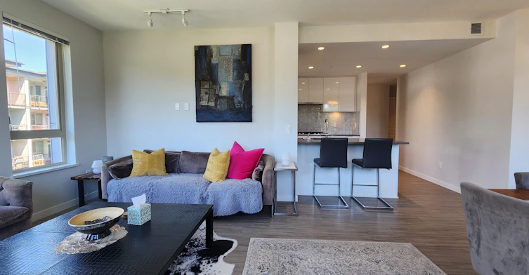 419-2651 Library Lane, North Vancouver, BC, V7J 0C1 - 4