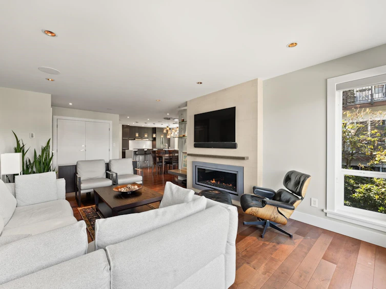 202-2148 W 2nd Avenue, Vancouver, BC, V6K 1H6 - 8