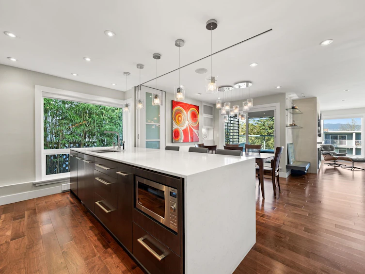 202-2148 W 2nd Avenue, Vancouver, BC, V6K 1H6 - 13
