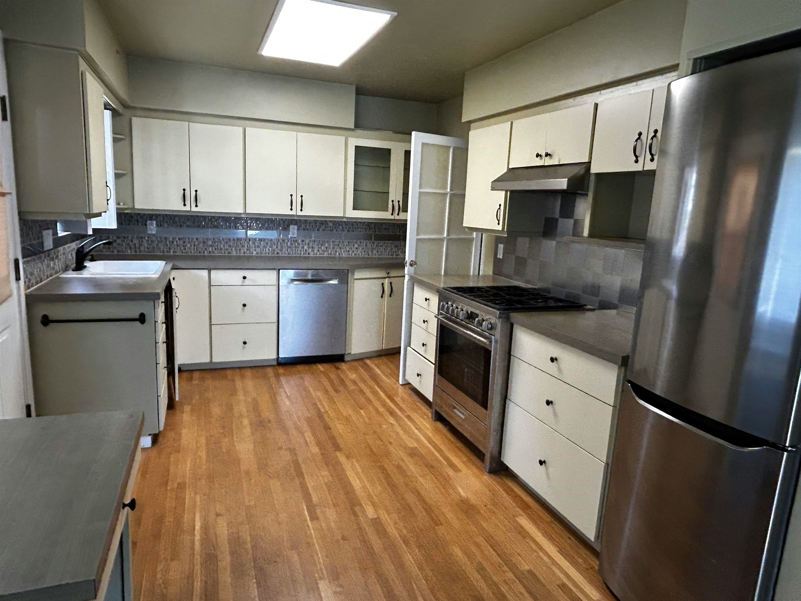 9678 Princess Drive, Surrey, BC, V3V 2T4