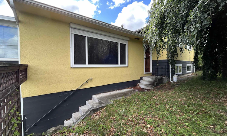9678 Princess Drive