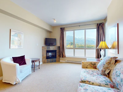 303-40437 Tantalus Road - 3