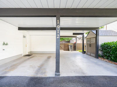 1912 Mercer Avenue - 3