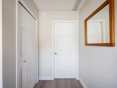 1912 Mercer Avenue - 4
