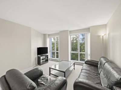 306-583 Beach Crescent - 5