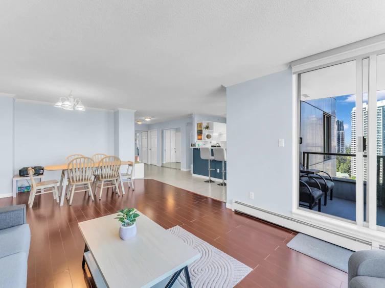 1701-13880 101 Avenue, Surrey, BC, V3T 5T1 - 11