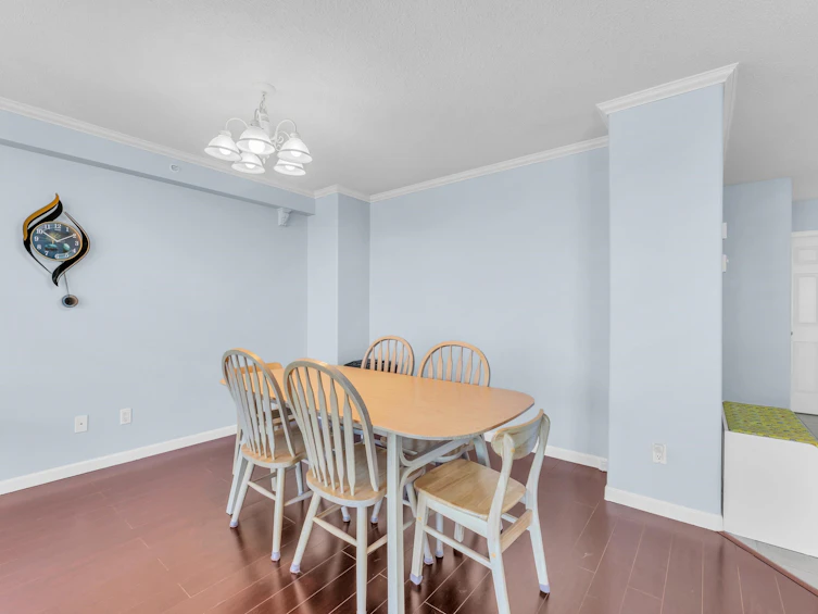 1701-13880 101 Avenue, Surrey, BC, V3T 5T1 - 12