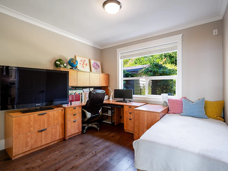 13289 12b Avenue, Surrey, BC, V4A 1C2 - 22