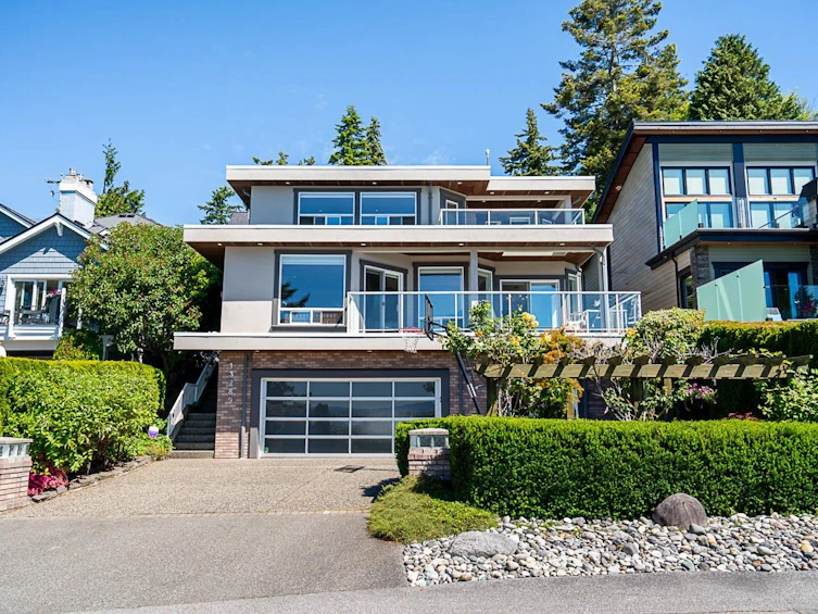 13289 12b Avenue, Surrey, BC, V4A 1C2 - 4